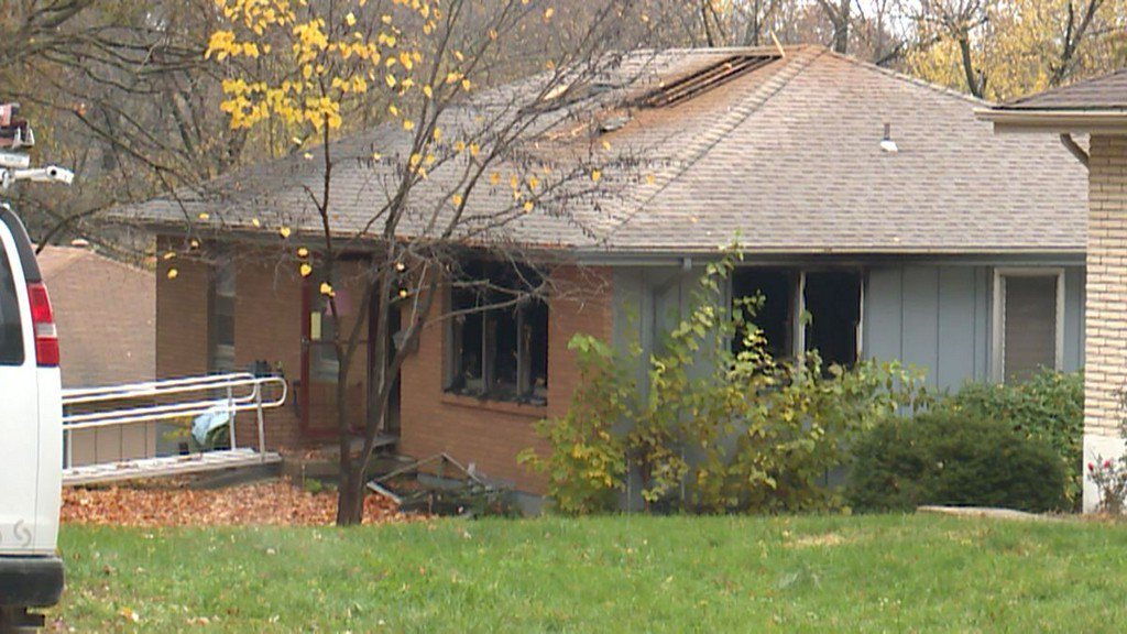 Woman killed in Independence house fire near E. South Avenue and Lee's Summit Road    