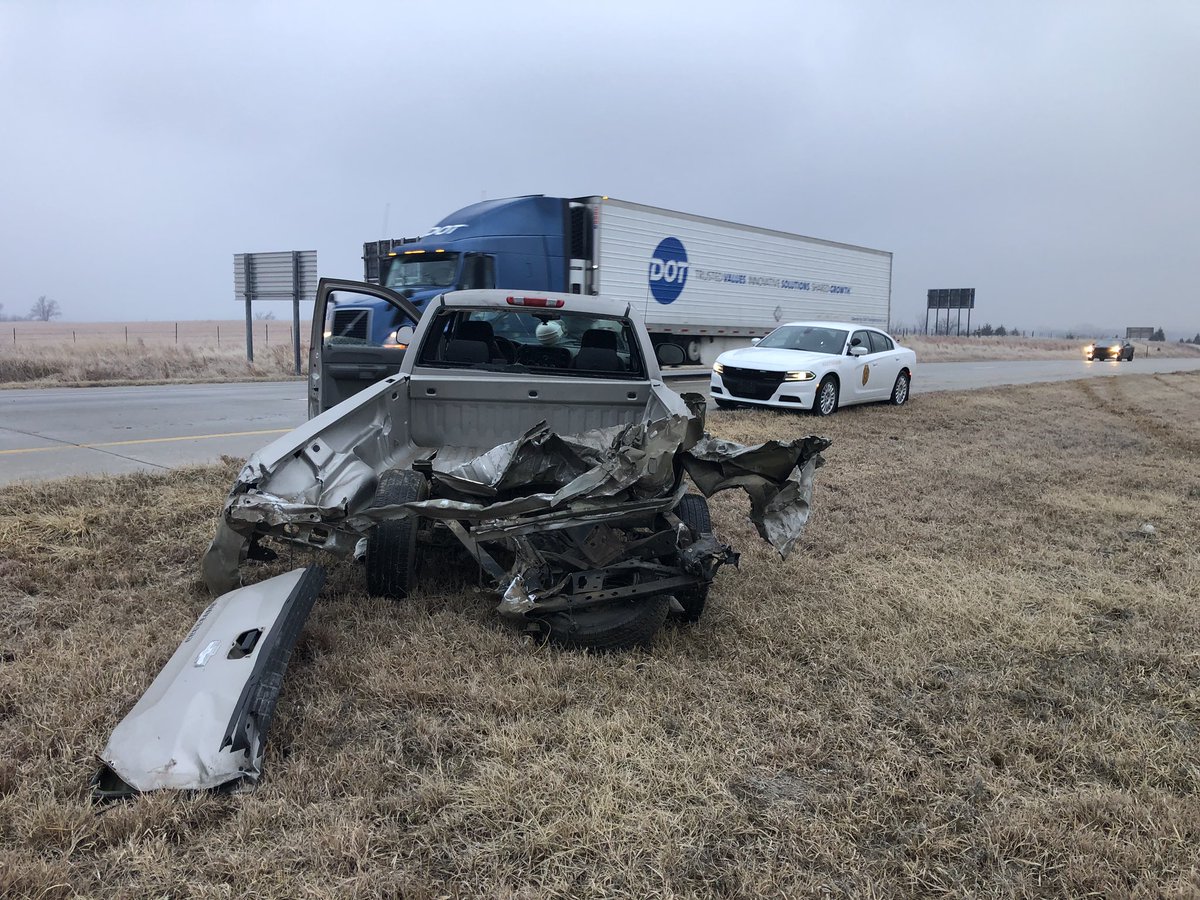 Crashes taking place in Geary county on I-70 west of Junction City