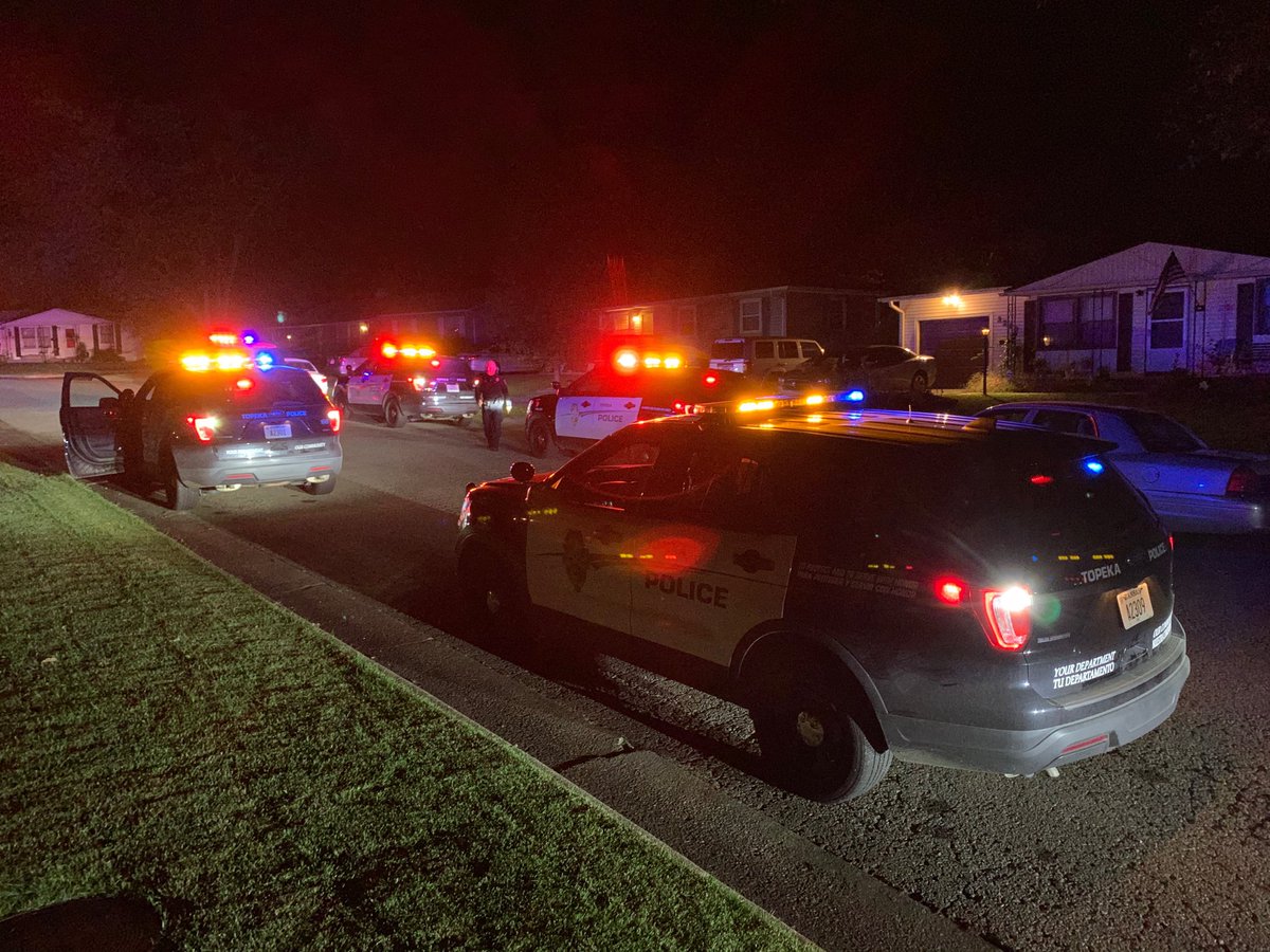 Crews investigating possible shooting 247 am Wednesday in 3200 blk SW 31st Terrace
