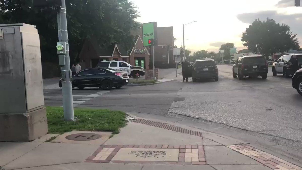 Police are blocking off 21st Street at Waco in north Wichita as protestors gather near 21st and Arkansas. @