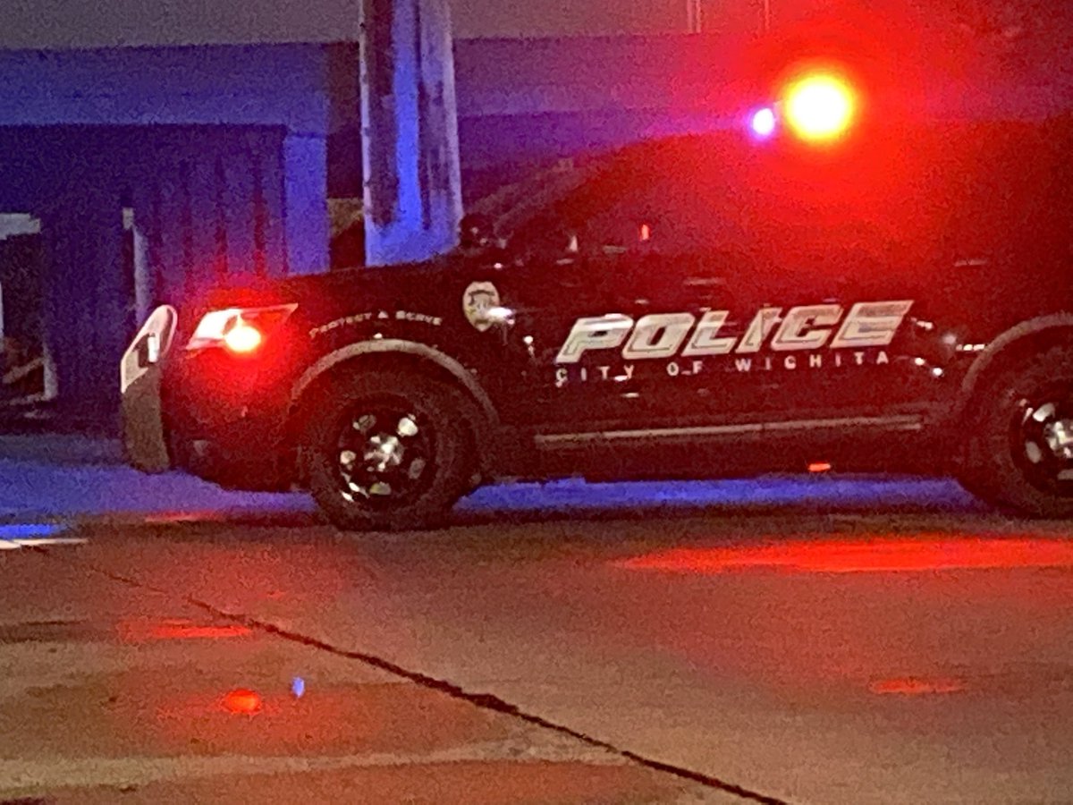 2 extremely critically hurt in a shooting on Grove, east of Kellogg & I-135. Grove is shut down as investigators work on the scene. 
